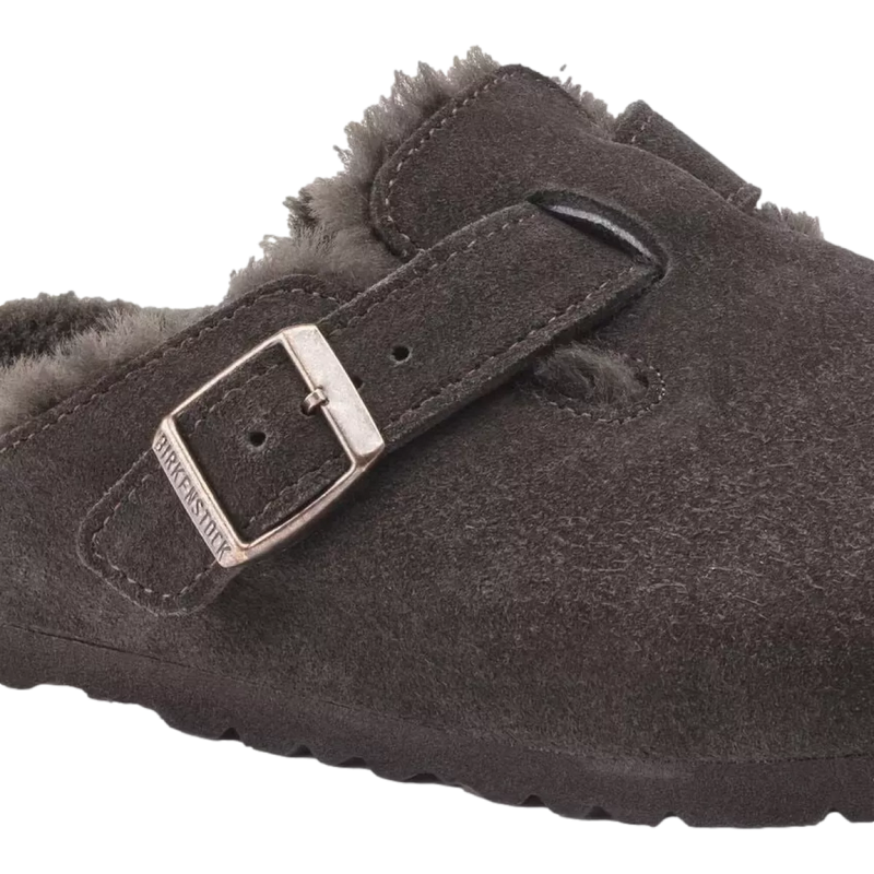 BIRKENSTOCK Birkenstock Klomp Boston Shearl Suede Donkerbruin - Match Laren