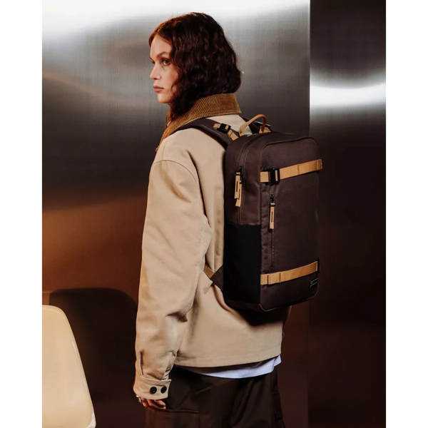 DB DB Daypack 17L Donkerbruin - Match Laren