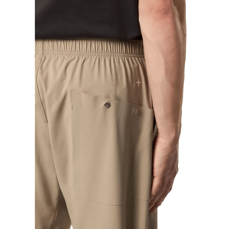STONE ISLAND M BROEK Stone Island Joggingsbroek Bi-Stretch Nylon Camel - Match Laren