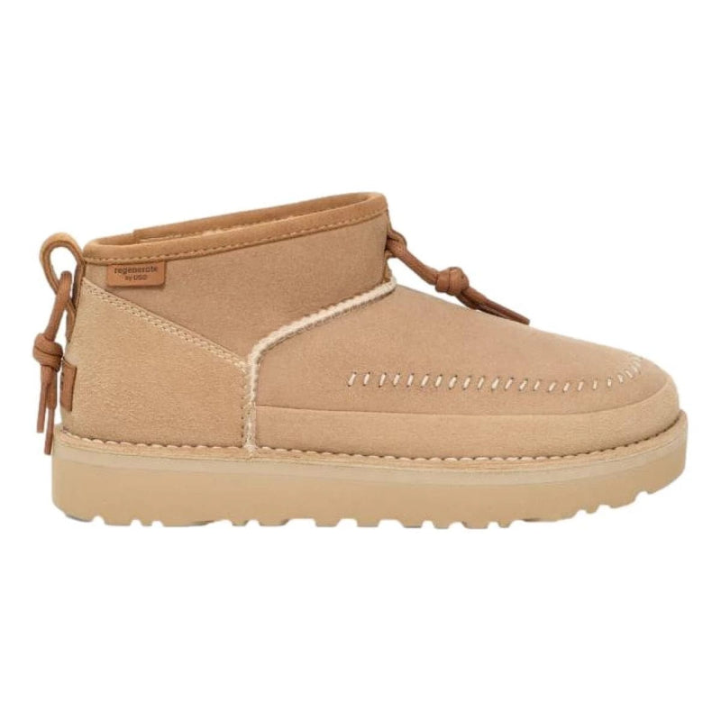 UGG M SCHOEN LAAG UGG Classic Ultra Mini Crafted Regenerate - Match Laren