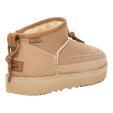 UGG M SCHOEN LAAG UGG Classic Ultra Mini Crafted Regenerate - Match Laren