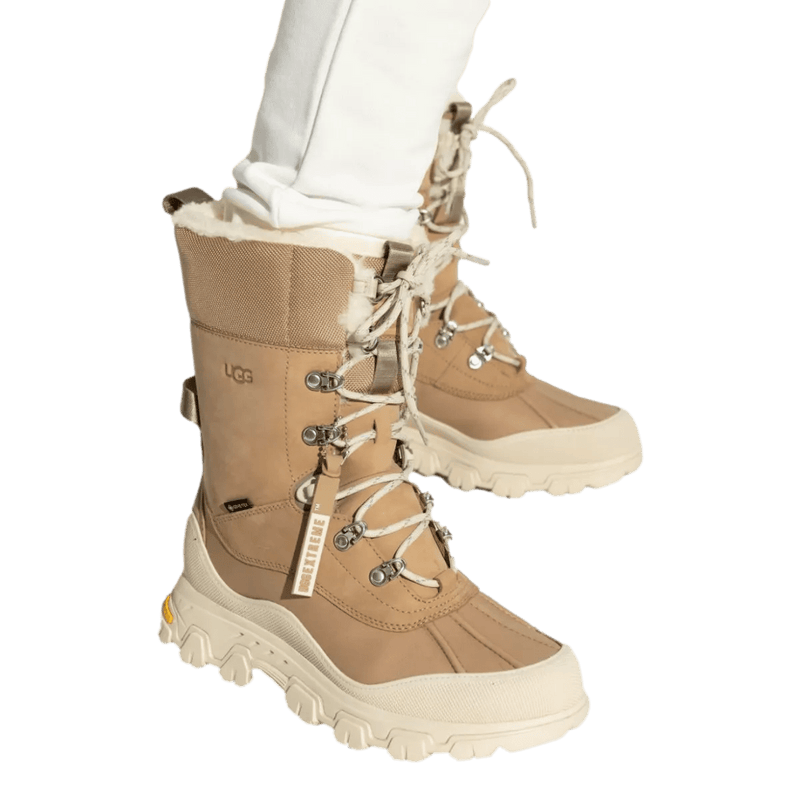 UGG UGG Snowboot Adirondack Meridia